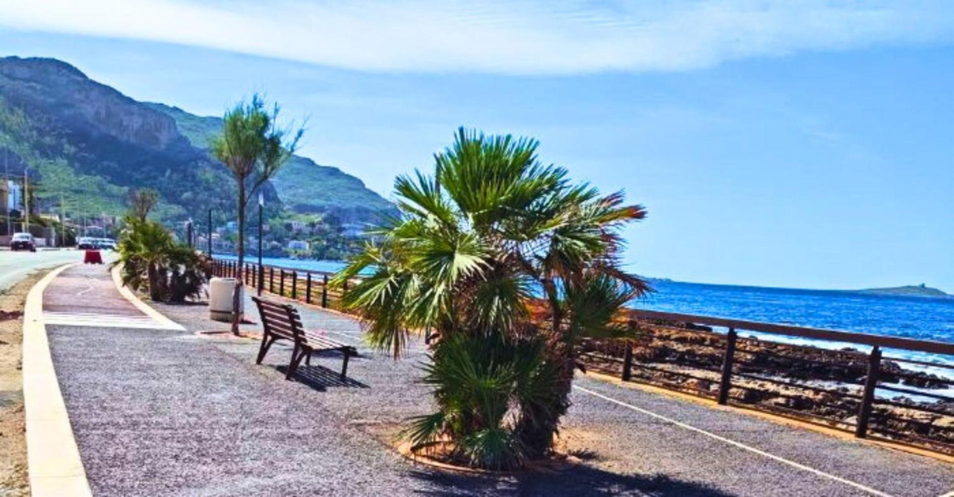 - Palermo - Sferracavallo Sul Mareアパートメント エクステリア 写真
